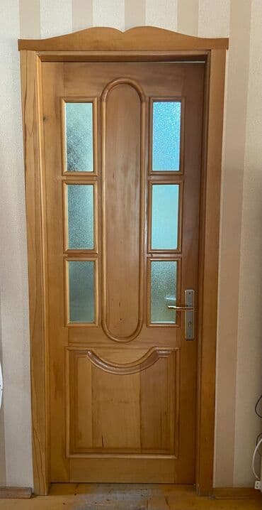 Otaq qapıları: *gülüh* Otaq Qapısı ( 4 ədəd ) ●ölçü - 225 / 90 *Bir ədəd 150Azn*