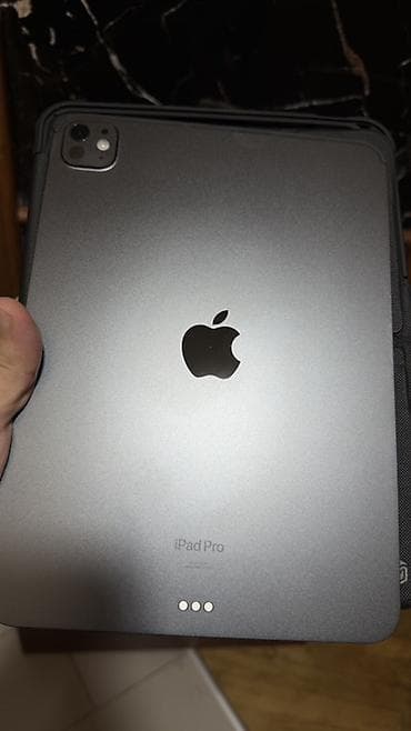 ipad 14 pro: Apple iPad Pro 11 m4 256 gb planşeti Yaxsi vaziyetde, ancaq evde — 1
