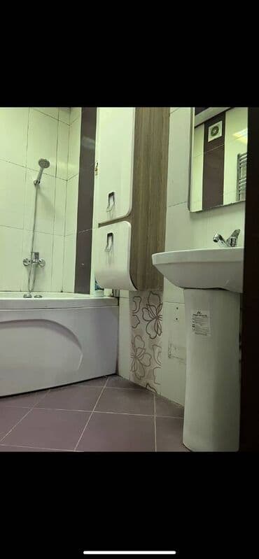 maştağa kiraye: Binəqədi rayonu 9-cu mikrarayonda 17 mertebeli binanın 8-ci — 6