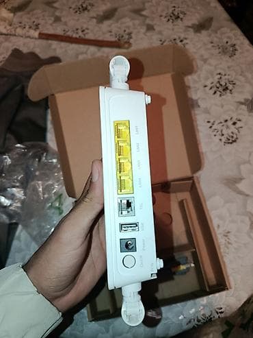 playstation 4 oyun yazilmasi: Huawei OptiXstar HG8145X6-10 GPON Terminali 2 ay istifadə olunub əla — 4