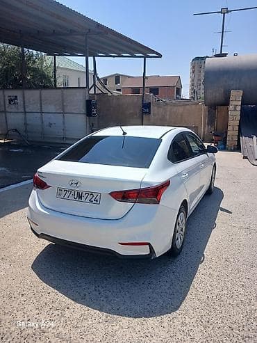 lovol 504 b: Hyundai Accent: 1.6 l | 2021 il Sedan — 8