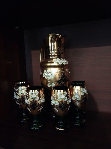 coca cola slusalice: Qab-qacaq dəsti – sürahi və 5 qədəh - Material: şüşə - Rəng və — 1