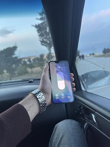 IPhone 13, 128 GB, Midnight, Simsiz şarj, Face ID