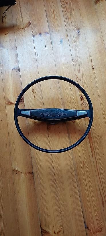 lada sükan: 100 azn — 1