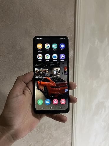 dubai telefonlar: Samsung Galaxy A10, 32 GB, rəng - Qara, Barmaq izi — 7