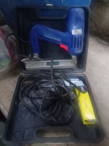 Tikinti daşları: Poçti noviy — 1