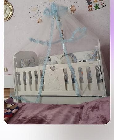 yataq tulumu: Çıxarıla bilən beşikli araba — 1