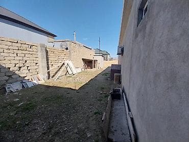 əmircanda heyet evleri: Satış üçün: tikili/obyekt Təsvir: - Bir mərtəbəli, uzun korpuslu — 5