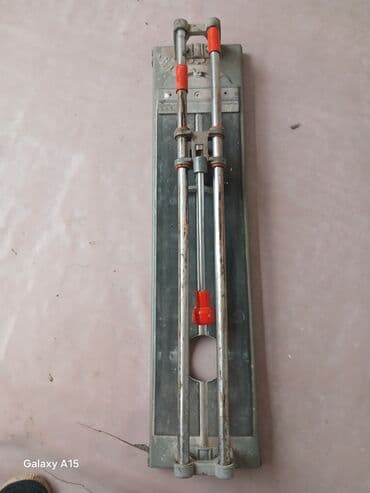 Kafel kəsən stanok