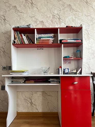 mekteb mebeli: Oğlan və qız üçün, Siyirməli, Yazı masası, Stulsuz — 1