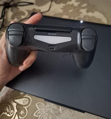 Sony DualShock4 a class 2 aydı alınıb çox az işlenib cızığı bele yoxdu — 3