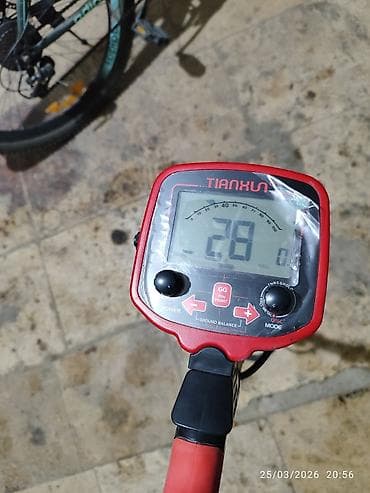 Metal detektoru – Tianxun rəqəmsal ekranlı model Xüsusiyyətlər: -