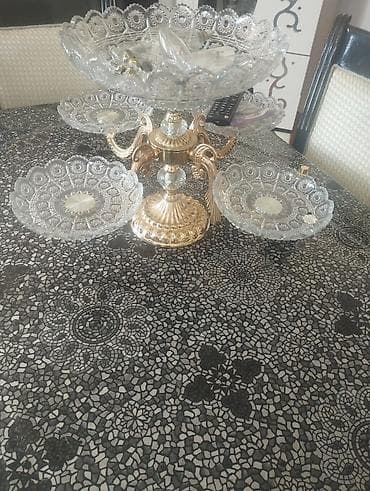 qara tut murebbesi: Kristal meyvə və qəlyanaltı vazası – çoxmərtəbəli - Material: qalın — 2