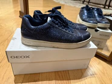 rezin botlar: GEOX qadın krossovkası - Brend: GEOX - Model: parıldayan teksturalı — 1