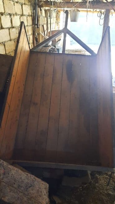 köməkçi qoşqular: İki təkərli qoşqu araba - Karkas: qalın metal profildən hazırlanmış — 5