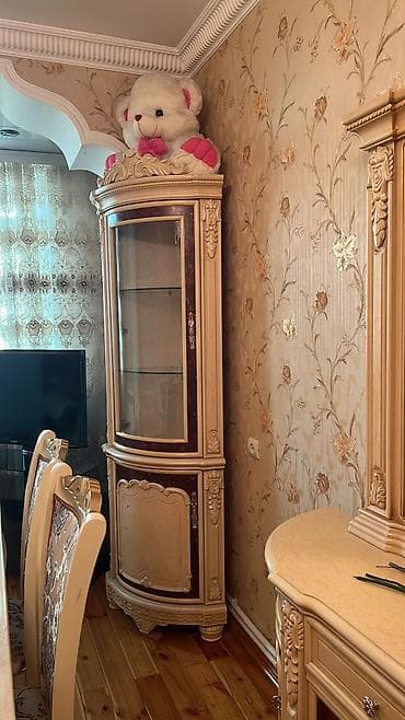 ütü masasi: Qonaq otağı üçün, 4 stul — 8