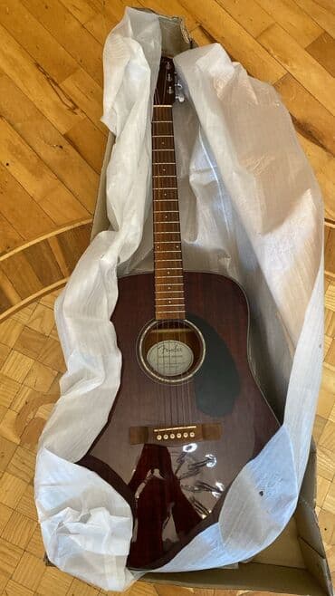 Akustik gitaralar: Akustik gitara, Fender, 6 sim — 7