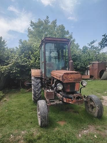 moto bot: TƏCİLİ SATILIR! İşlək vəziyyətdə olan kabinalı traktor satılır — 3