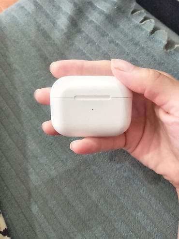 Apple AirPods Pro (şəkildə gördüyünüz model) Xüsusiyyətlər: - Aktiv lalafo.az -da Apple AirPods Pro (şəkildə gördüyünüz model) Xüsusiyyətlər: - Aktiv