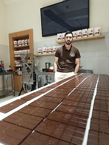 Aşpaz köməkçisi, Kişi, 29 yaş