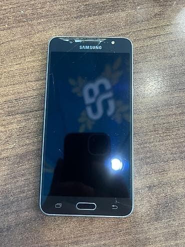 Samsung Galaxy J5 2016, 32 GB, rəng - Qara
