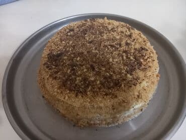 kişilər üçün ad günü tortları: Ballı tort — 1