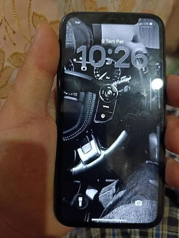 iphone 11 elde: IPhone 11, Qara — 1