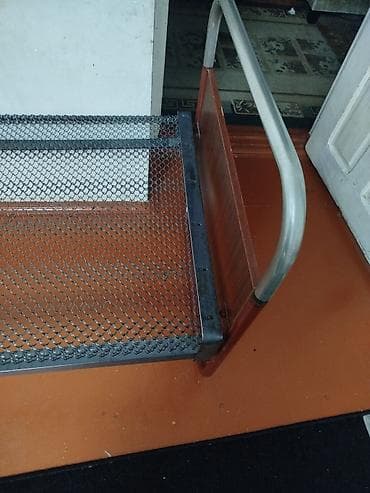 intex matras: Metal çarpayı karkası – tor şəbəkəli - Material: qalınmetallı karkas — 2