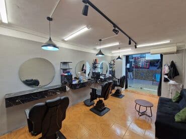 Soyuducu avadanlığı: Kişi salonu üçün tam təchizatlı iş yeri - Müasir dizaynlı, geniş və — 2