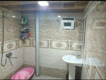 300 manata kirayə evlər: Bir otağ 3 qız tələbəye ya işləyən qizdara verilir.super remont — 3