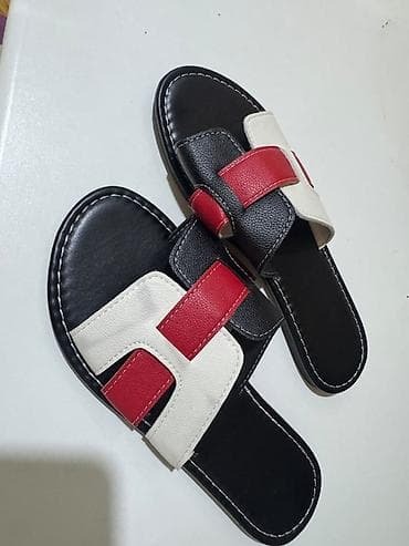 polad sep: Qadın üçün slayd sandal - Rənglər: qara altlıq və üst hissə, ağ və — 1