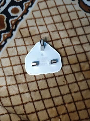Adapter Apple, 5 Vt, İşlənmiş — 1