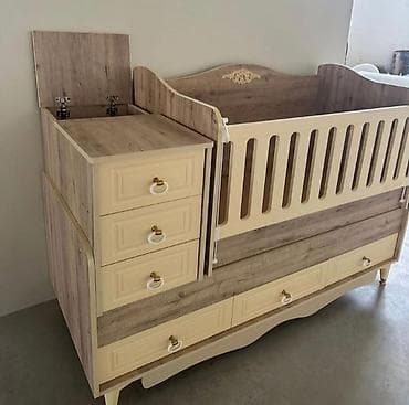 kamotlar mebel: Oğlan və qız üçün, Dördbucaq, Beşik, Dəstsiz, Matras ilə, Yellənmə mexanizmsiz — 1