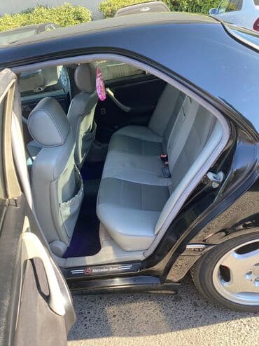 mercedes çeşqa: Mercedes-Benz — 2