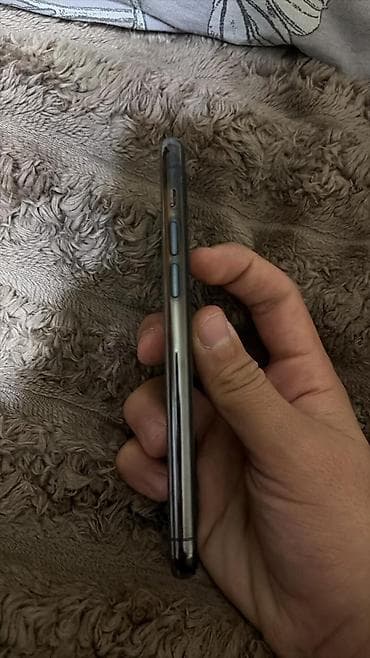 iphone 11 pro kredit: IPhone 11 Pro, Matte Midnight Green — 4