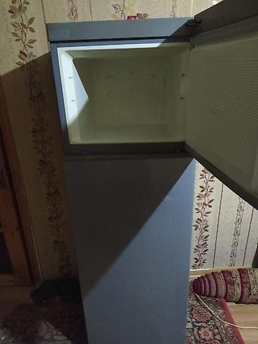 iphone 14 pro max qiyməti: İşlənmiş 2 qapılı Swizer Soyuducu Satılır, rəng - Boz — 2