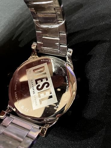 saatla: DIESEL Mr. Daddy 2.0 qol saati Diesel Mr. Daddy 2.0 saatı tamamilə — 2