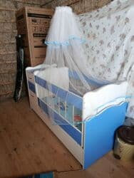 купить кровать трансформер: Для мальчика, Б/у, Четырехугольная, Колыбель, С матрасом, Без механизма качания — 4