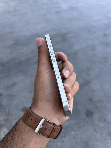 Мобильные телефоны и аксессуары: IPhone 15 Pro, 128 ГБ, White Titanium, Гарантия, Беспроводная зарядка, Face ID — 2