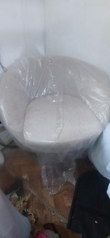 divar saatlari 2019: Yeni, Kreslo, Parça — 4