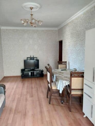 7 ci mikrorayon yeni tikili: Nərimanovda Heydər Əliyev mərkəzinin yanında 9 mərtəbəli binanın 4-cü — 2