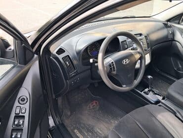 chevrolet malibu qiymeti: Hyundai Elantra: 1.6 l | 2010 il Sedan — 6