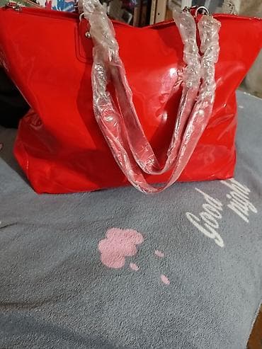 Qadın çantaları seti 1) Oriflame tote çanta - Rəng: parlaq qırmızı -