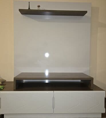 аренда помещений под ресторан: Akrille boyanib uzeri heç bir boyuk deffekti yoxdur çox keyfiyyetli Tv — 2