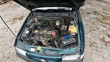 xac: Opel Vectra: 1.8 l | 1995 il 700000 km Sedan — 5