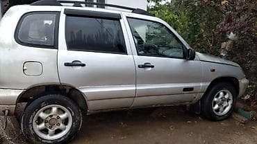 avto satış saytları: Chevrolet Niva: 1.7 l | 170000 km Ofrouder/SUV — 3