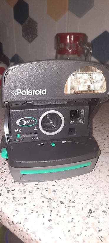 Polaroid 600 seriyalı instant fotoaparat - 600 tipli instant film ilə lalafo.az -da Polaroid 600 seriyalı instant fotoaparat - 600 tipli instant film ilə