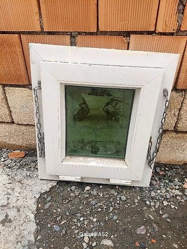 Açılan kiçik PVC pəncərə çərçivəsi - Material: ağ PVC profil - Şüşə at lalafo.az Açılan kiçik PVC pəncərə çərçivəsi - Material: ağ PVC profil - Şüşə