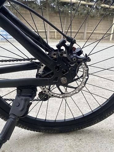 veli: İşlənmiş Şəhər velosipedi Adidas, 24", sürətlərin sayı: 32, Ödənişli çatdırılma — 6