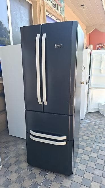 manqal satilir: 4 qapılı Hotpoint Ariston Soyuducu Satılır, rəng - Qara — 1